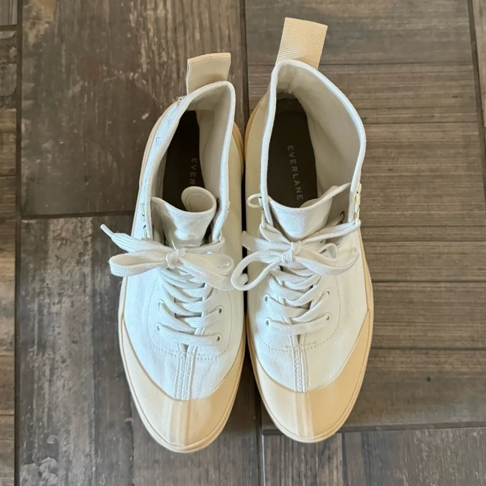 Everlane the canvas utility boot size 9.5